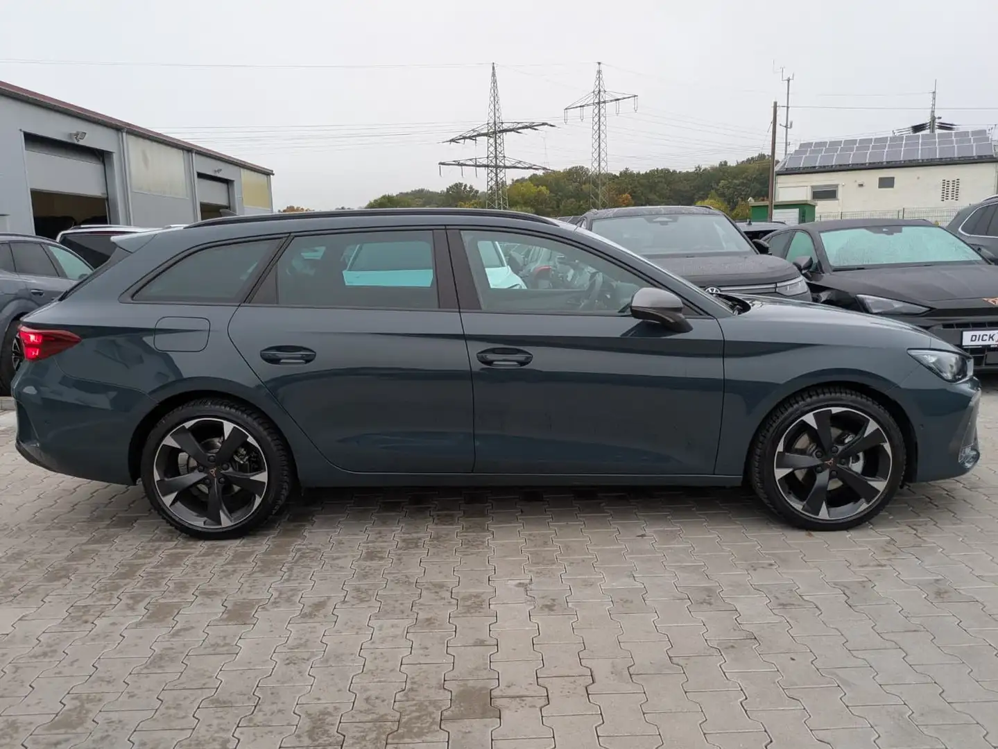 CUPRA Leon 1.5 eTSI EDGE DSG*ACC*KAM*18"5JGARANTIE Blau - 2