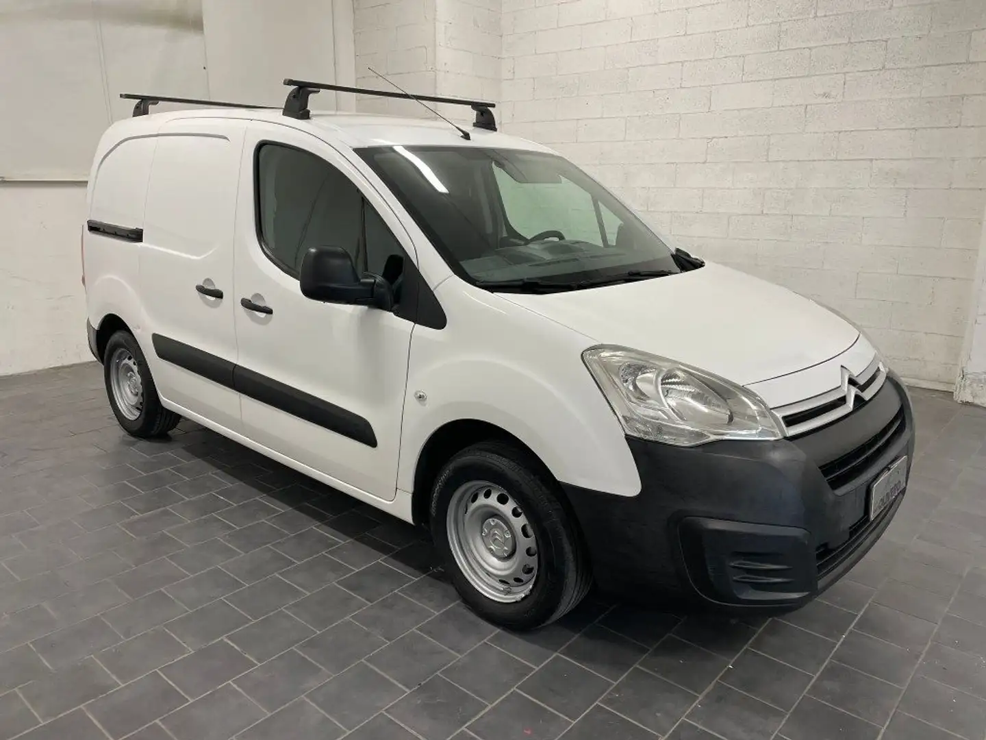 Citroen Berlingo 1.6 BlueHDi 100cv 3PTI-GANCIOTRAINO-IVAINCLUSA Bianco - 1