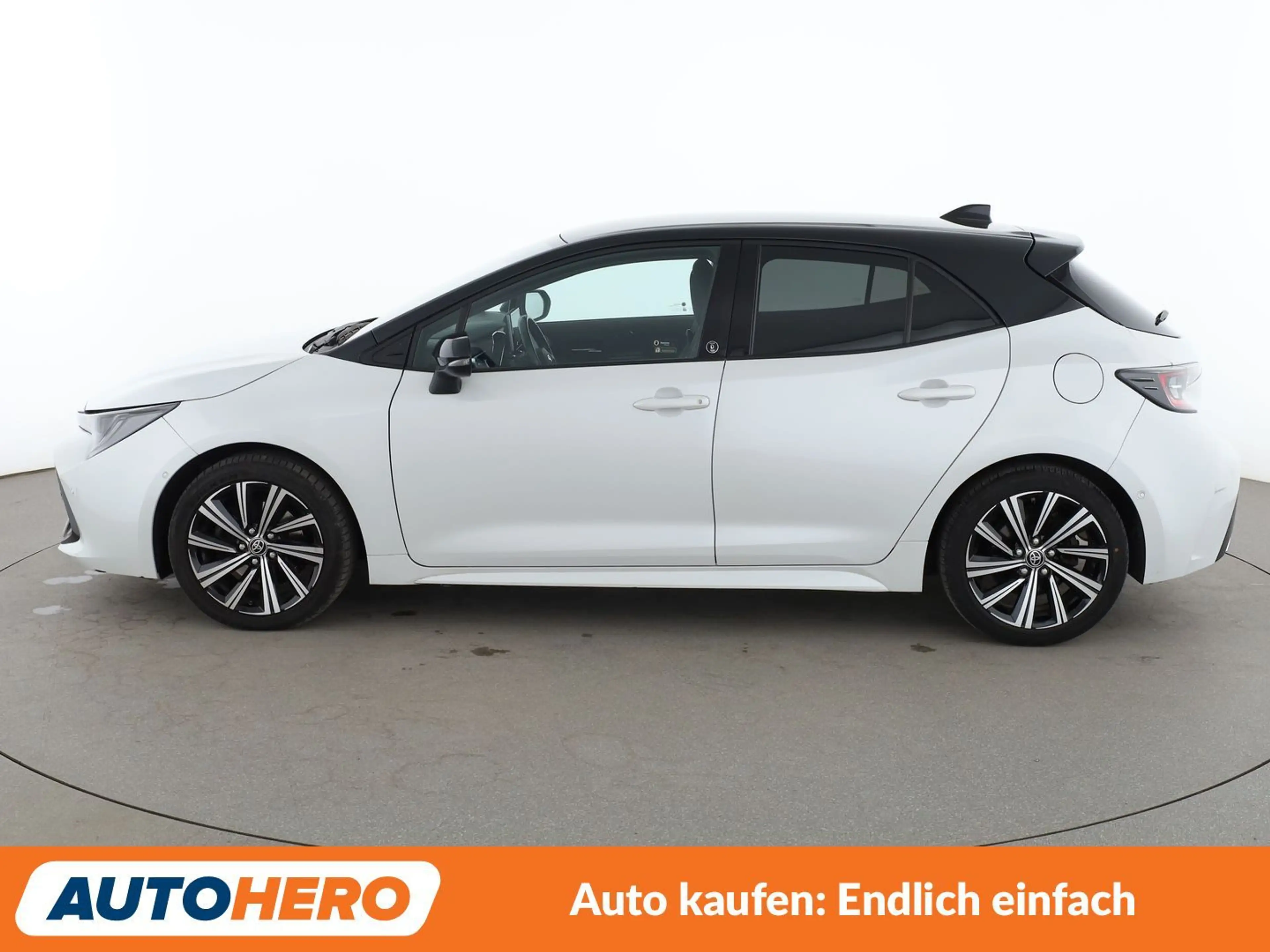 Toyota Corolla 2.0 Hybrid Team D Aut*NAVI*LED*ACC*CAM*PDC*SHZ*AHK — photo 3