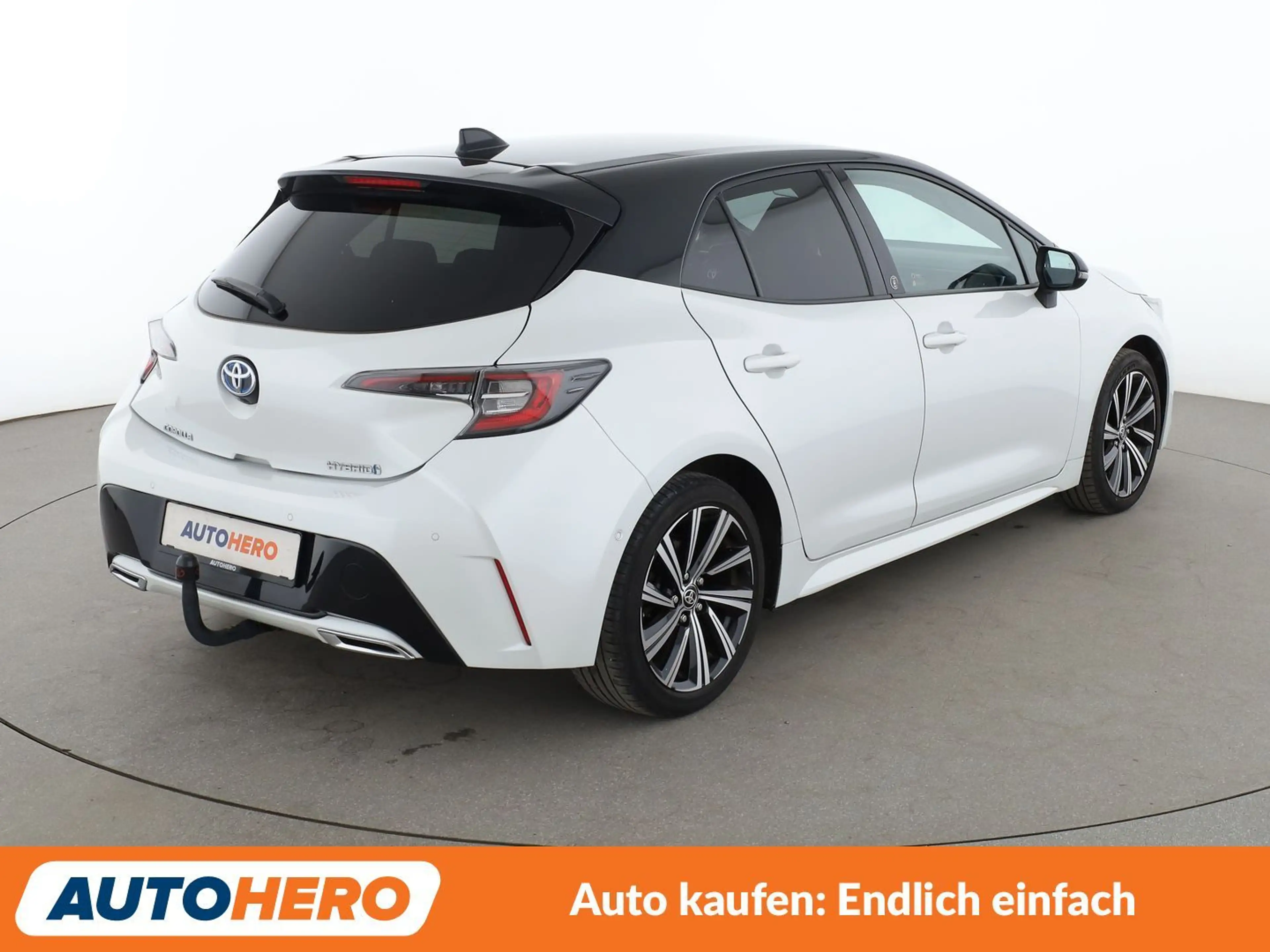 Toyota Corolla 2.0 Hybrid Team D Aut*NAVI*LED*ACC*CAM*PDC*SHZ*AHK — photo 6
