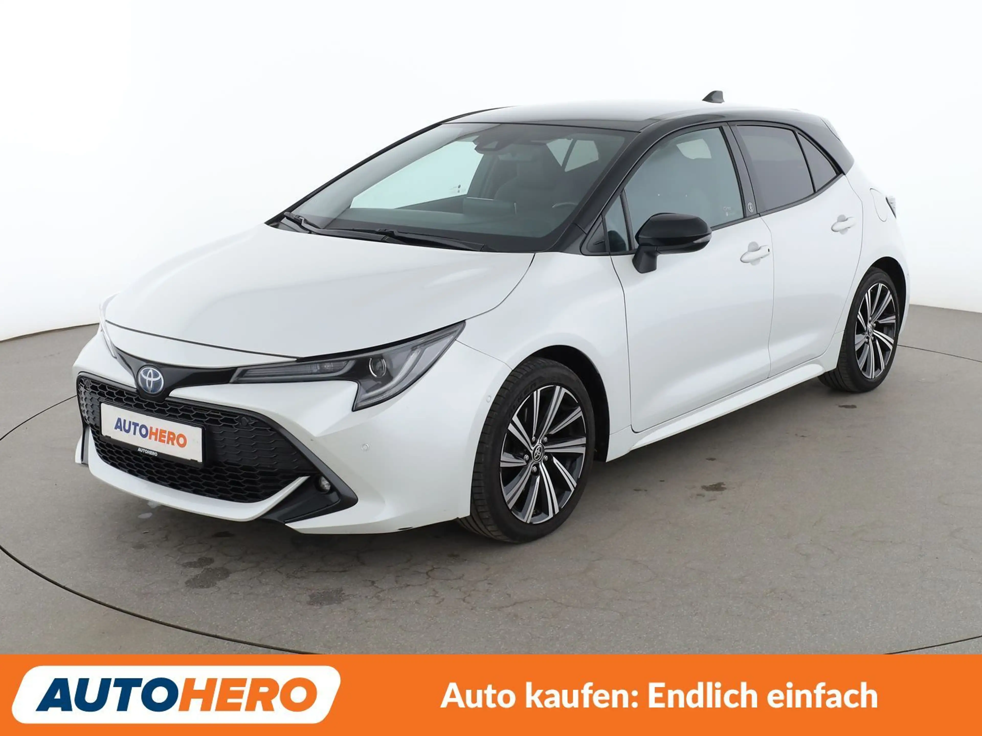 Toyota Corolla 2.0 Hybrid Team D Aut*NAVI*LED*ACC*CAM*PDC*SHZ*AHK