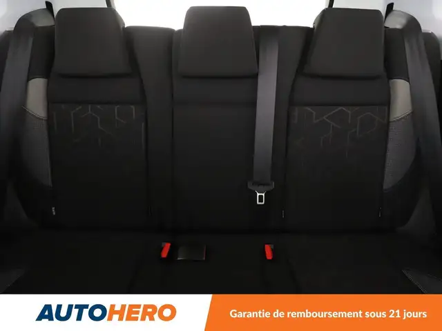Peugeot 2008 view 15