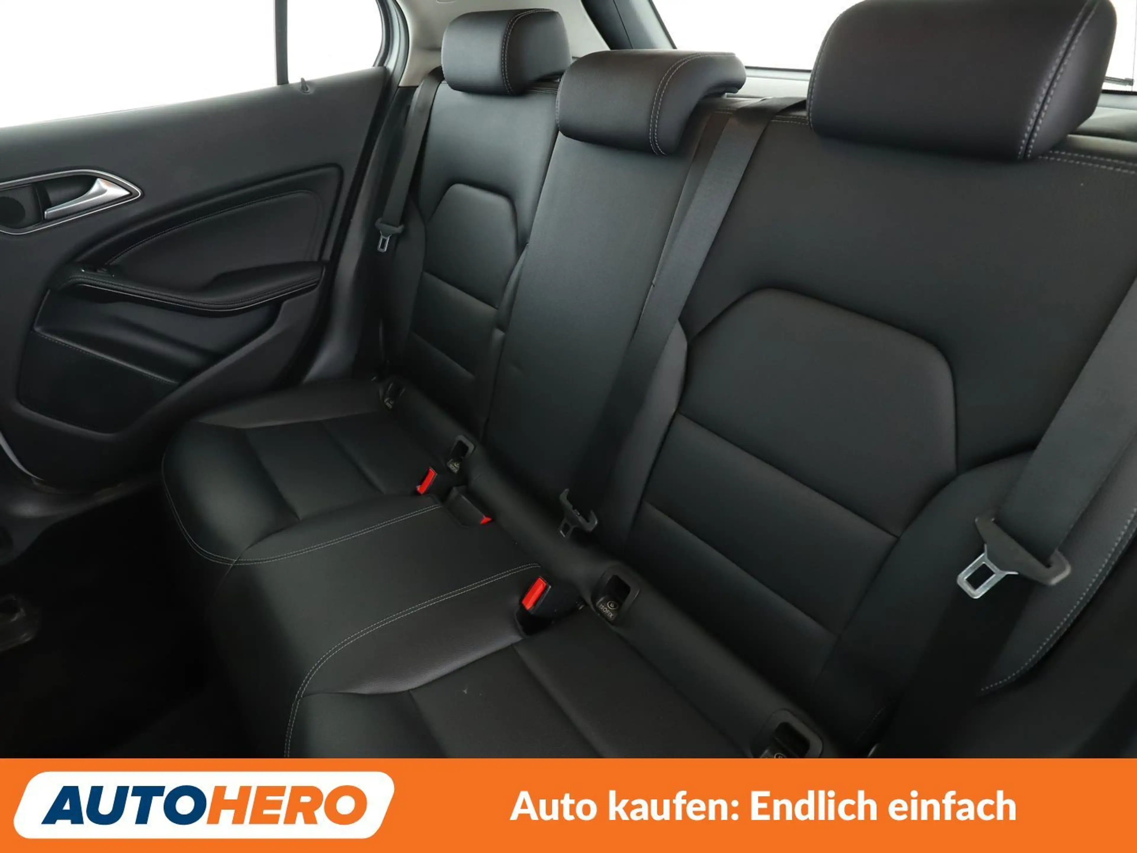Mercedes-Benz GLA 220 4Matic Aut.*NAVI*TEMPO*CAM*PDC*SHZ*KLIMA*GARANTIE* — photo 14