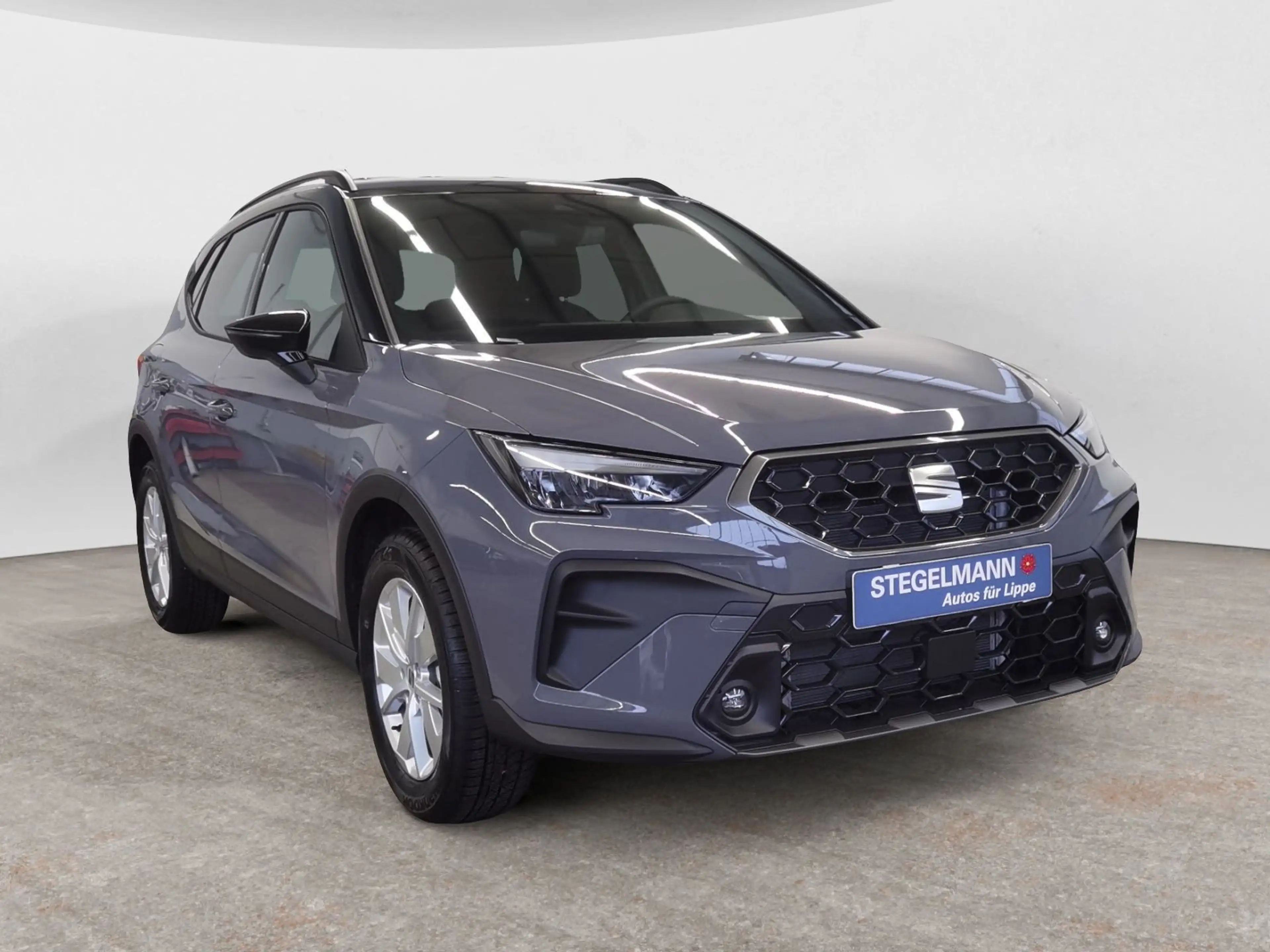 SEAT Arona Style 1,0 TSI DSG Ganzjahresreifen AHK Kam — photo 8