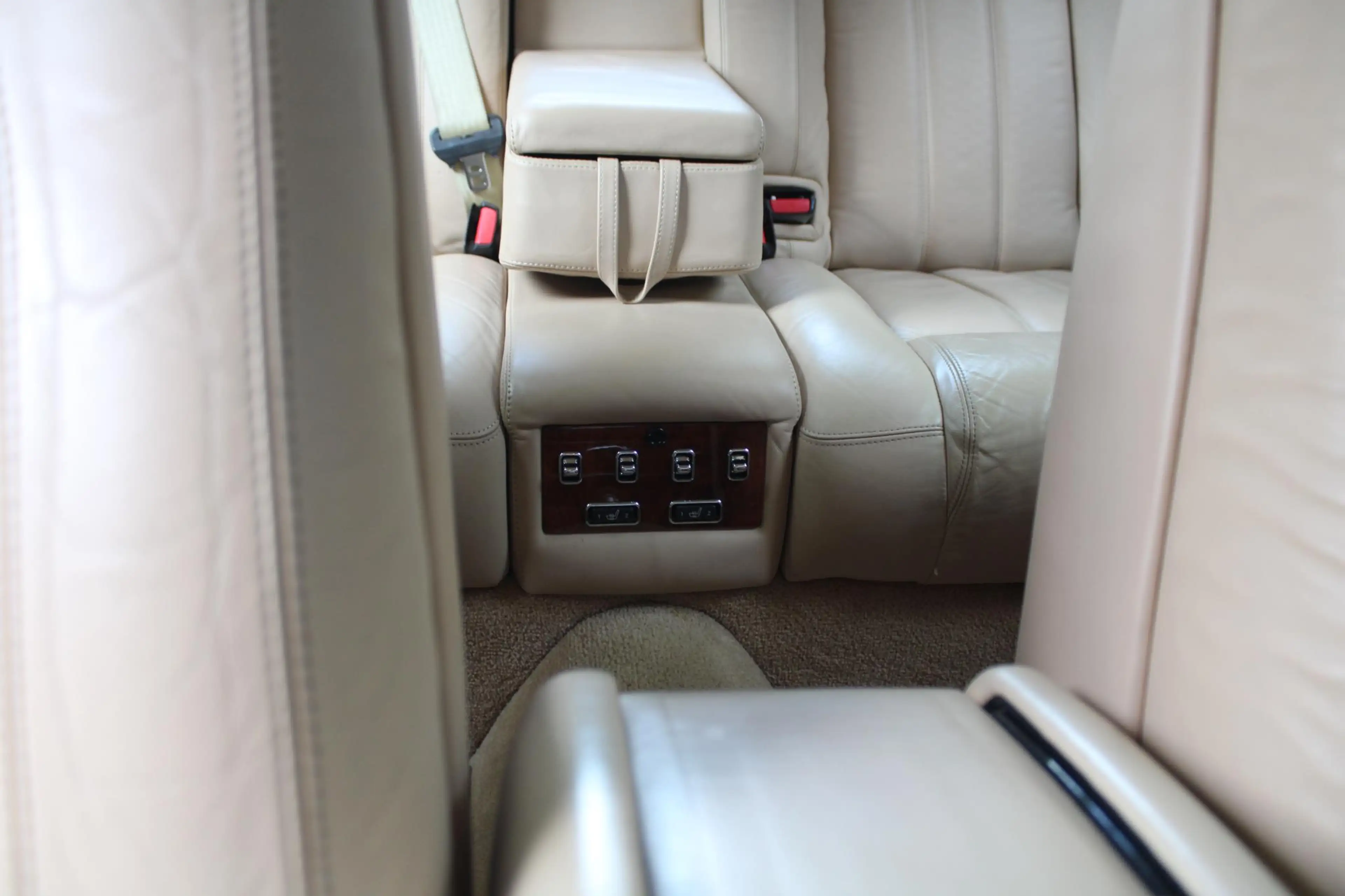 Bentley Arnage R 6.75-V8 | Two-Tone Interieur | Verw. & Verst. St — photo 39