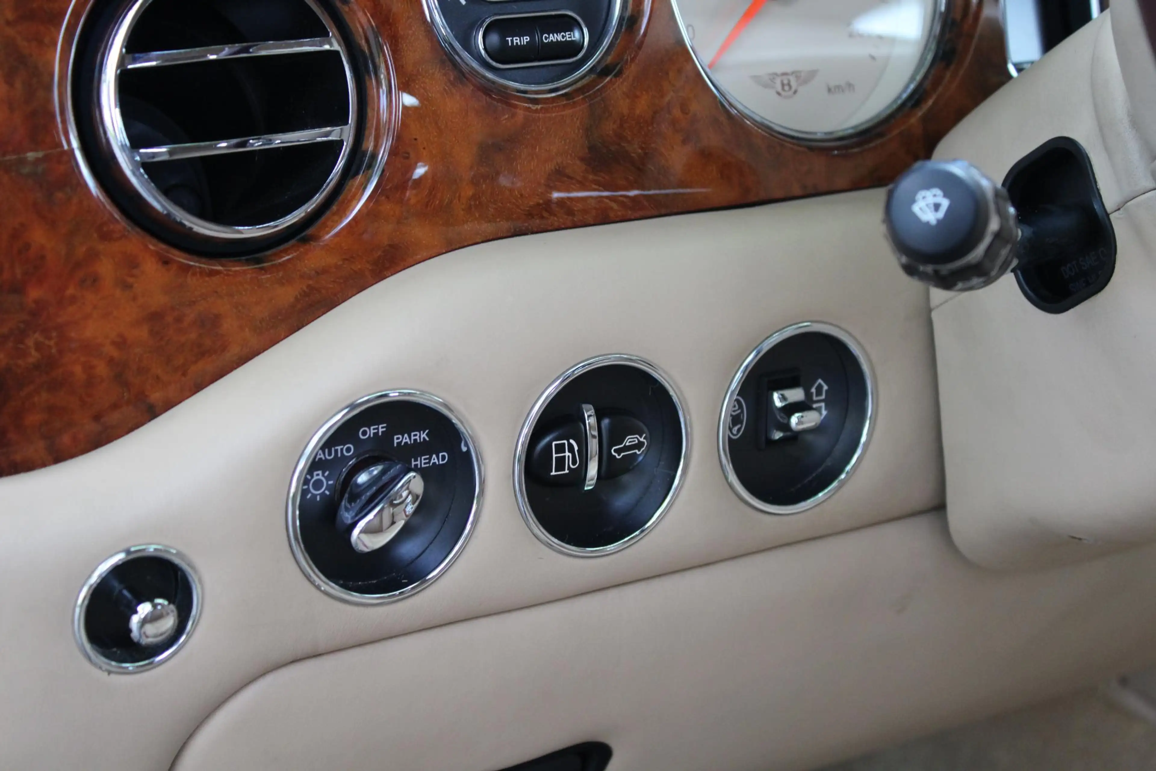 Bentley Arnage R 6.75-V8 | Two-Tone Interieur | Verw. & Verst. St — photo 43