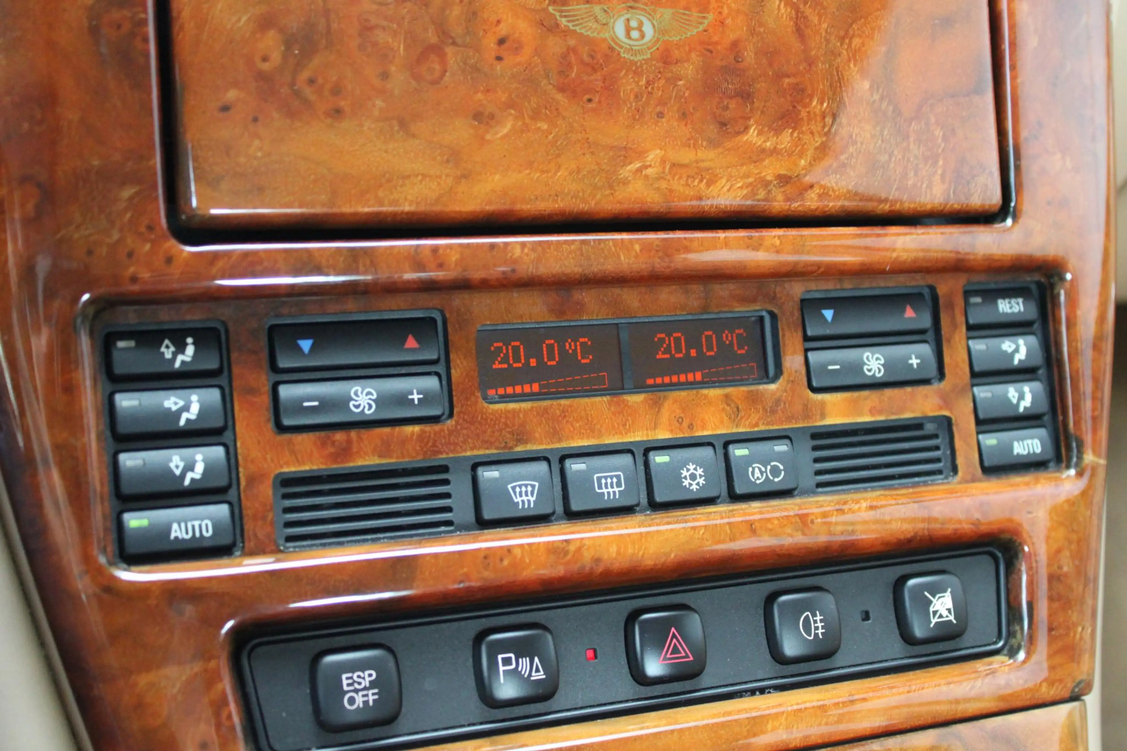 Bentley Arnage R 6.75-V8 | Two-Tone Interieur | Verw. & Verst. St — photo 32