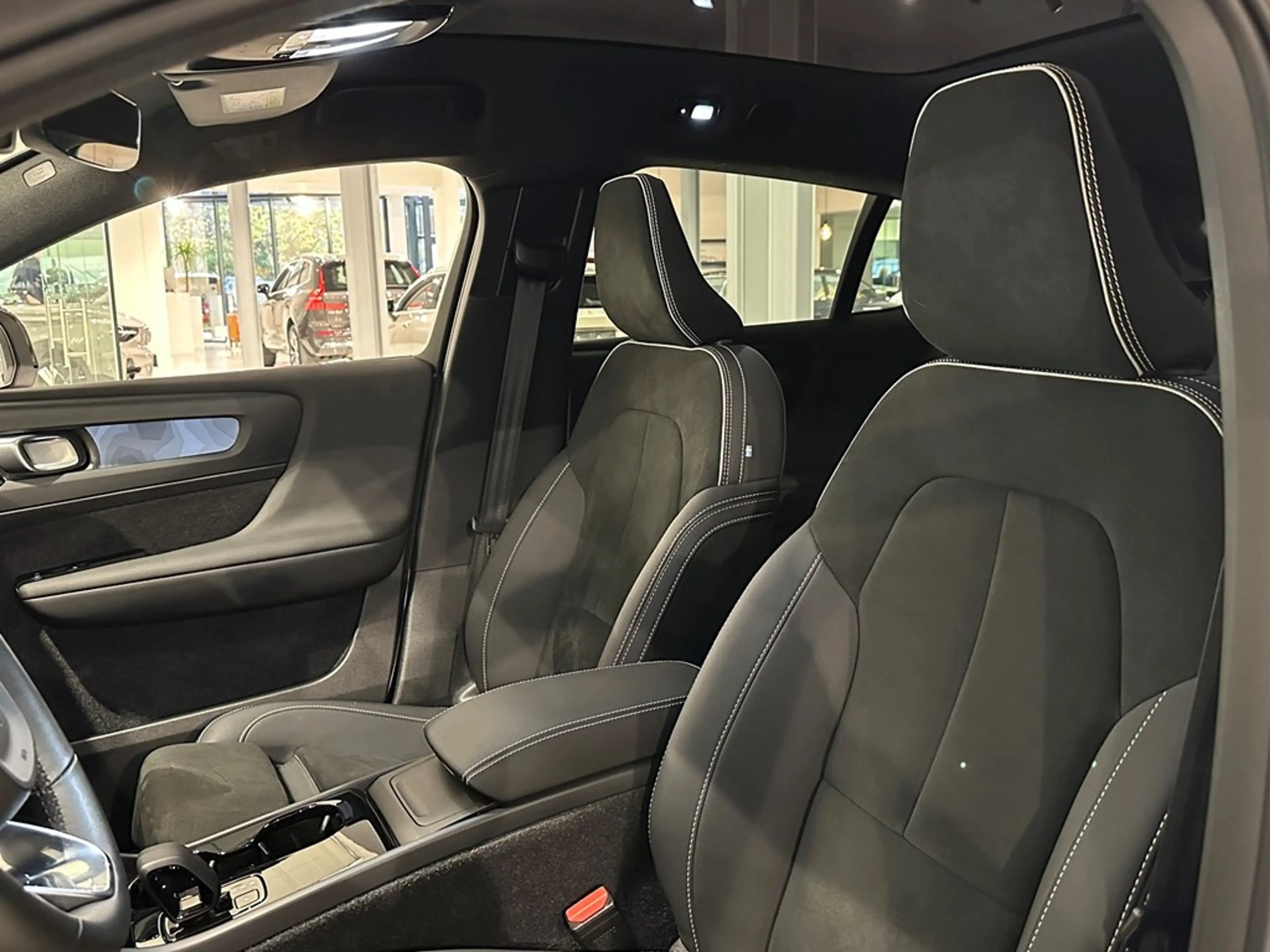 Volvo C40 Recharge Ultra Twin motor + trekhaak — photo 5