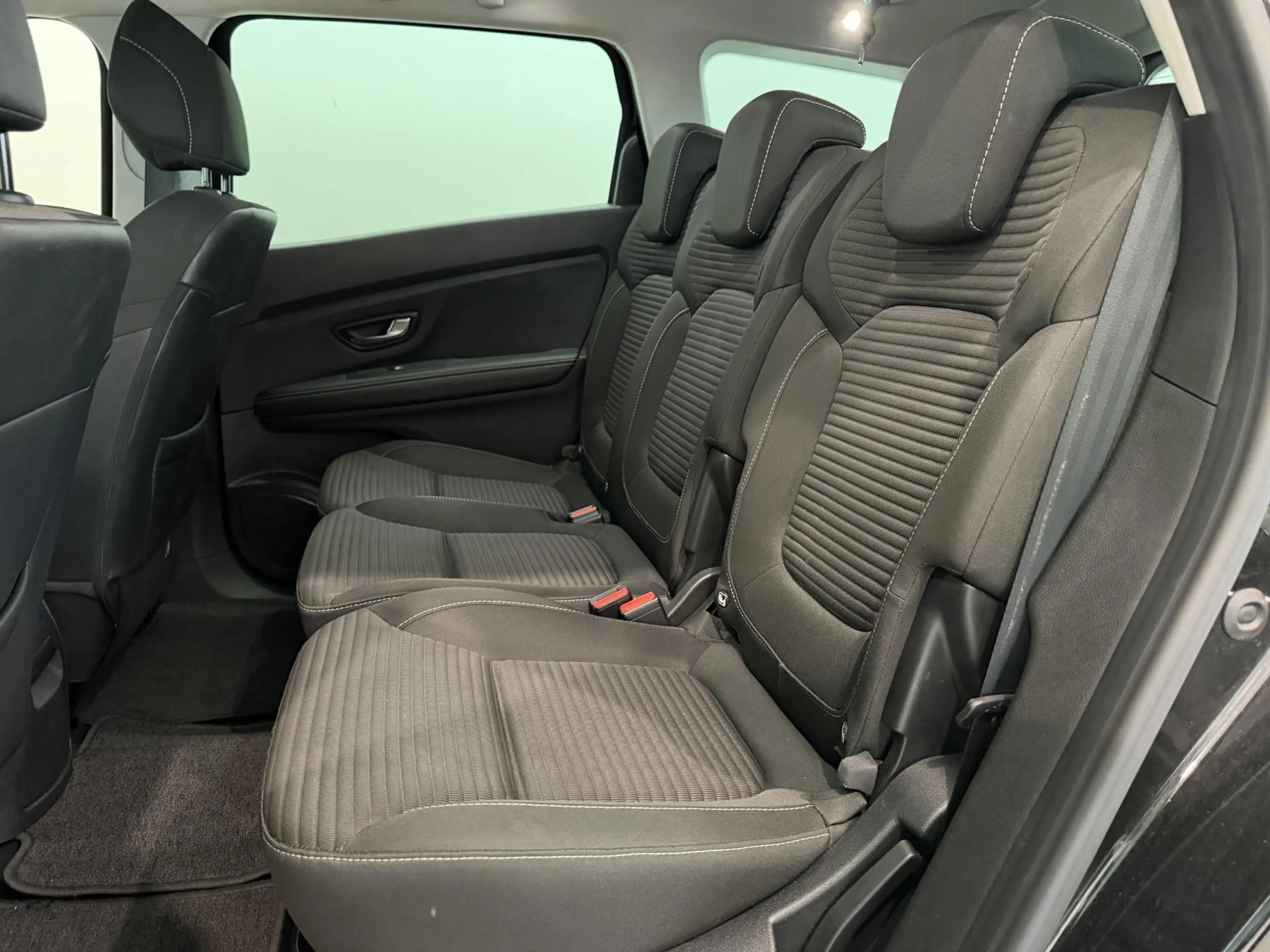 Renault Grand Scenic 1.3 TCe Equilibre 7p. | 7-Persoons | Achteruitrijc — photo 8