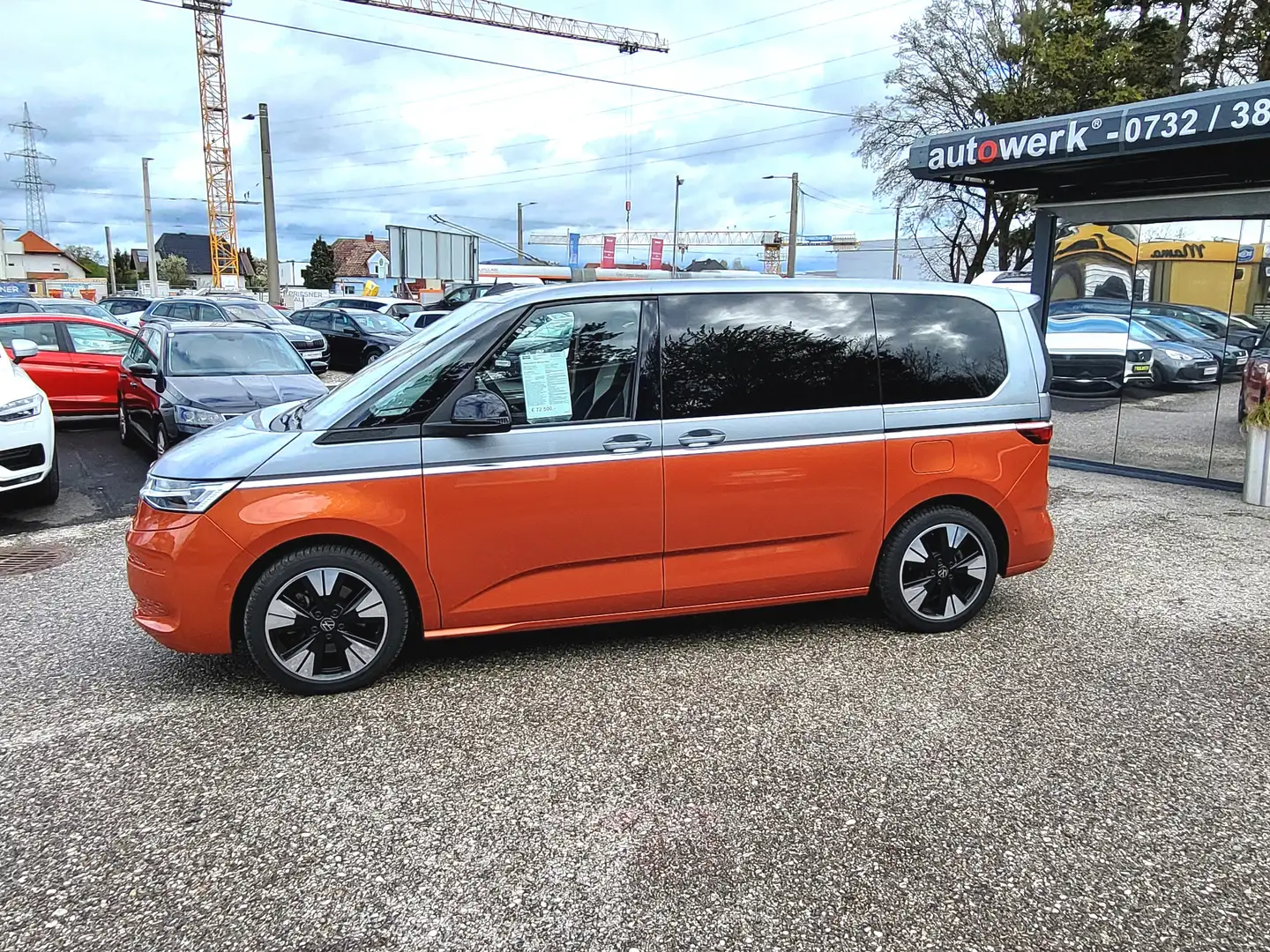 Volkswagen T7 Multivan Style Оранжевий - 1