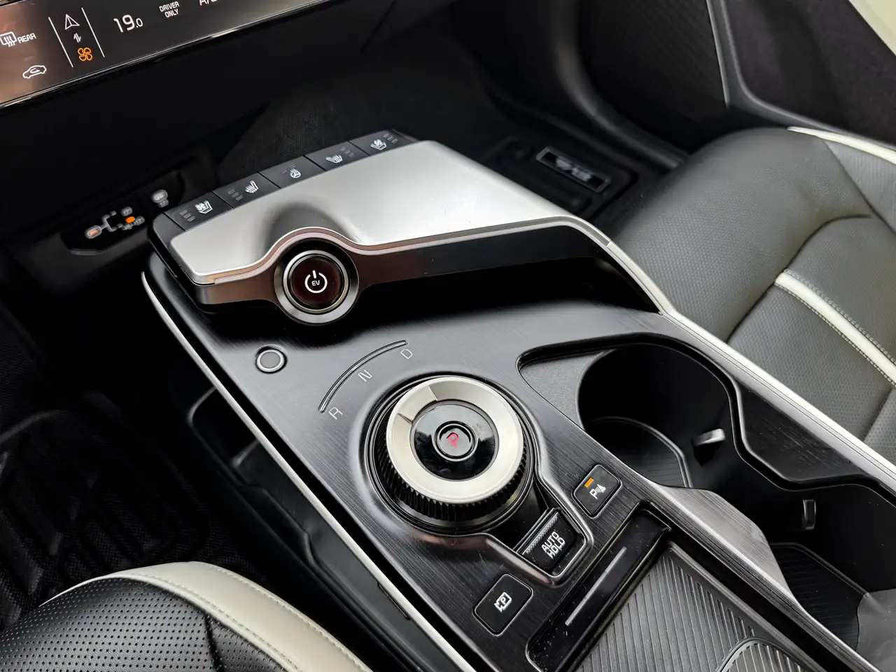 Kia EV6 снимка Kia EV6