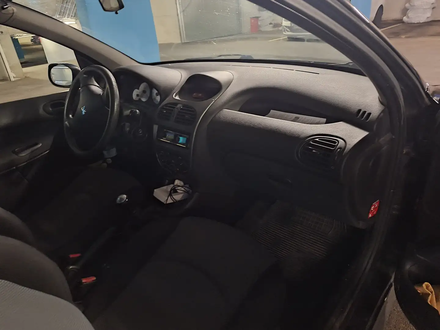 Peugeot 206 Color Line 1,4 Schwarz - 2