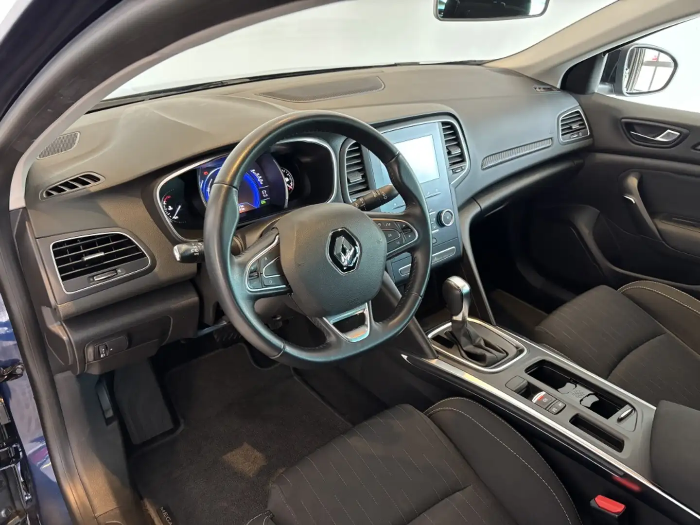 Renault Megane Estate 1.3 TCe Limited Automaat, Trekhaak Azul - 2