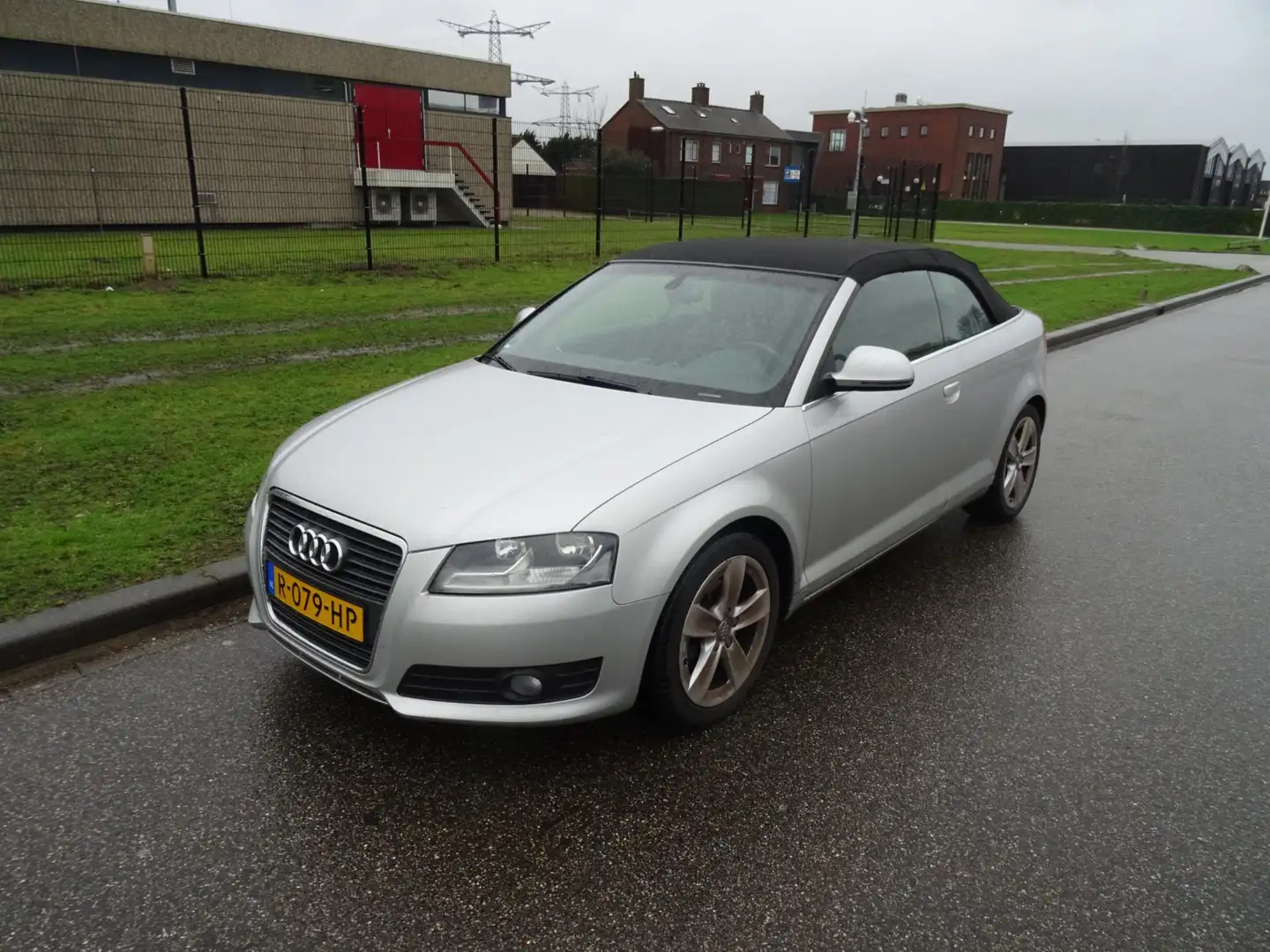 Audi A3 Cabriolet 1.8 TFSI Attraction siva - 1