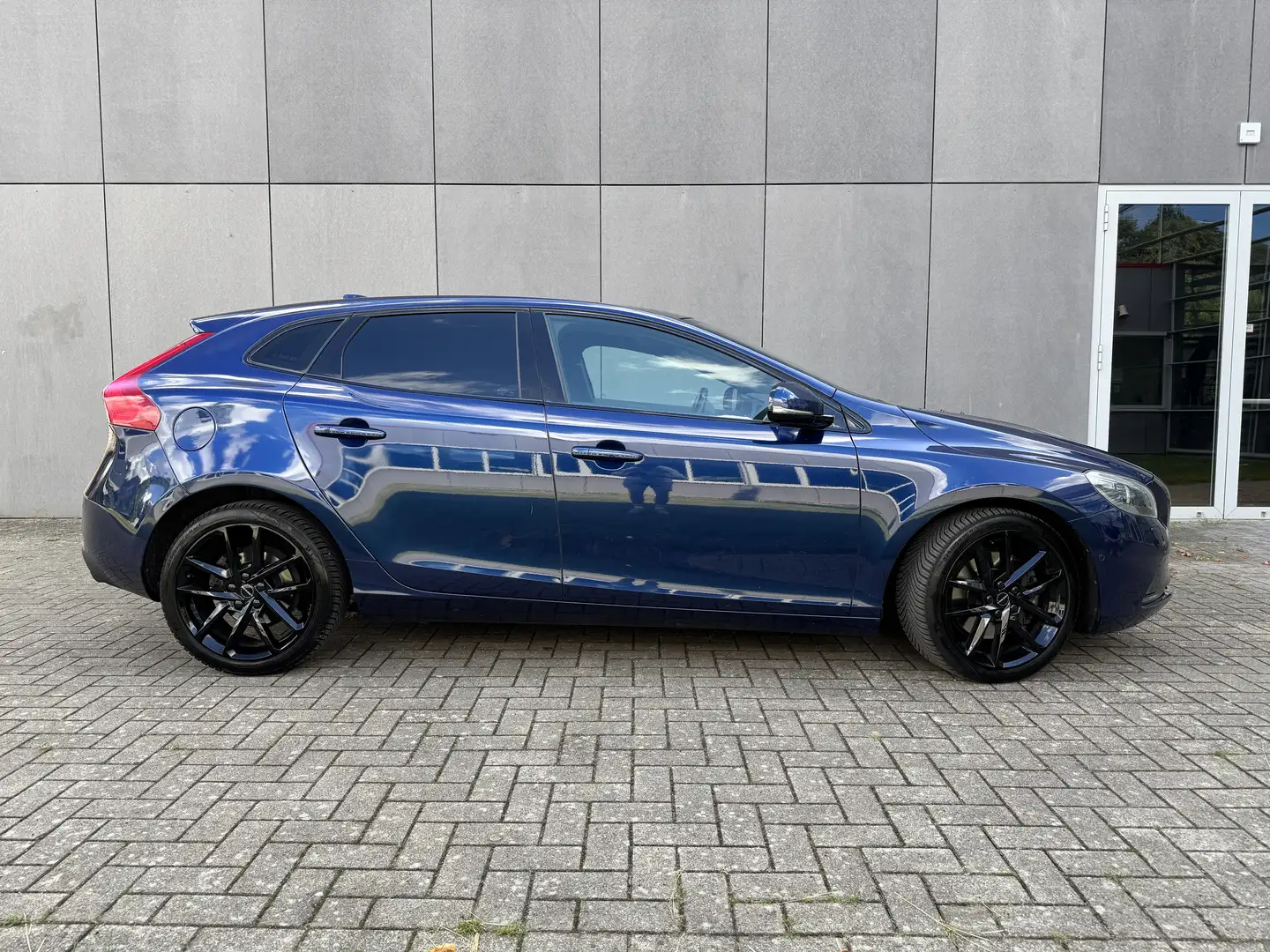 Volvo V40 2.0 D4 Ocean Race - VOL Albastru - 1