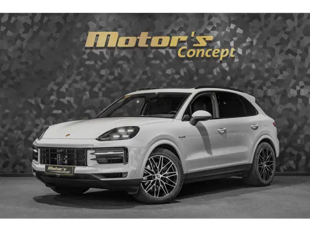 Porsche Cayenne main image