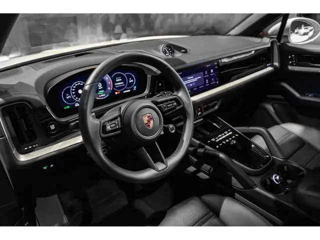 Porsche Cayenne view 9