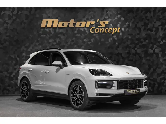 Porsche Cayenne view 6