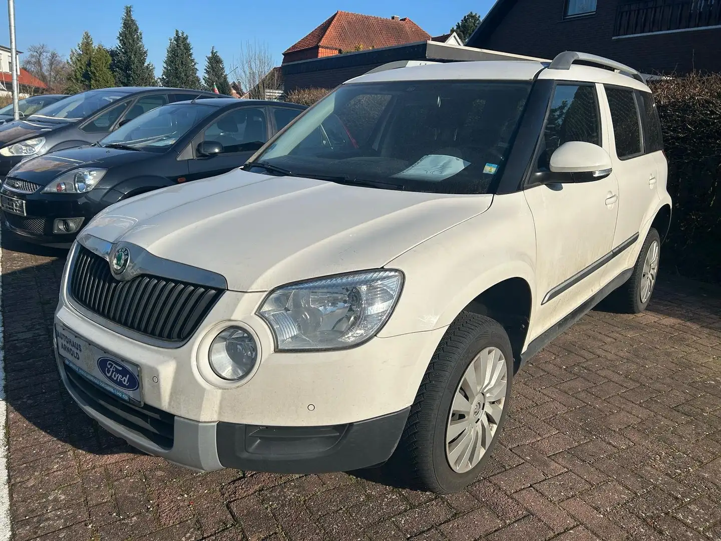 Skoda Yeti Ambition Plus Edition Weiß - 1