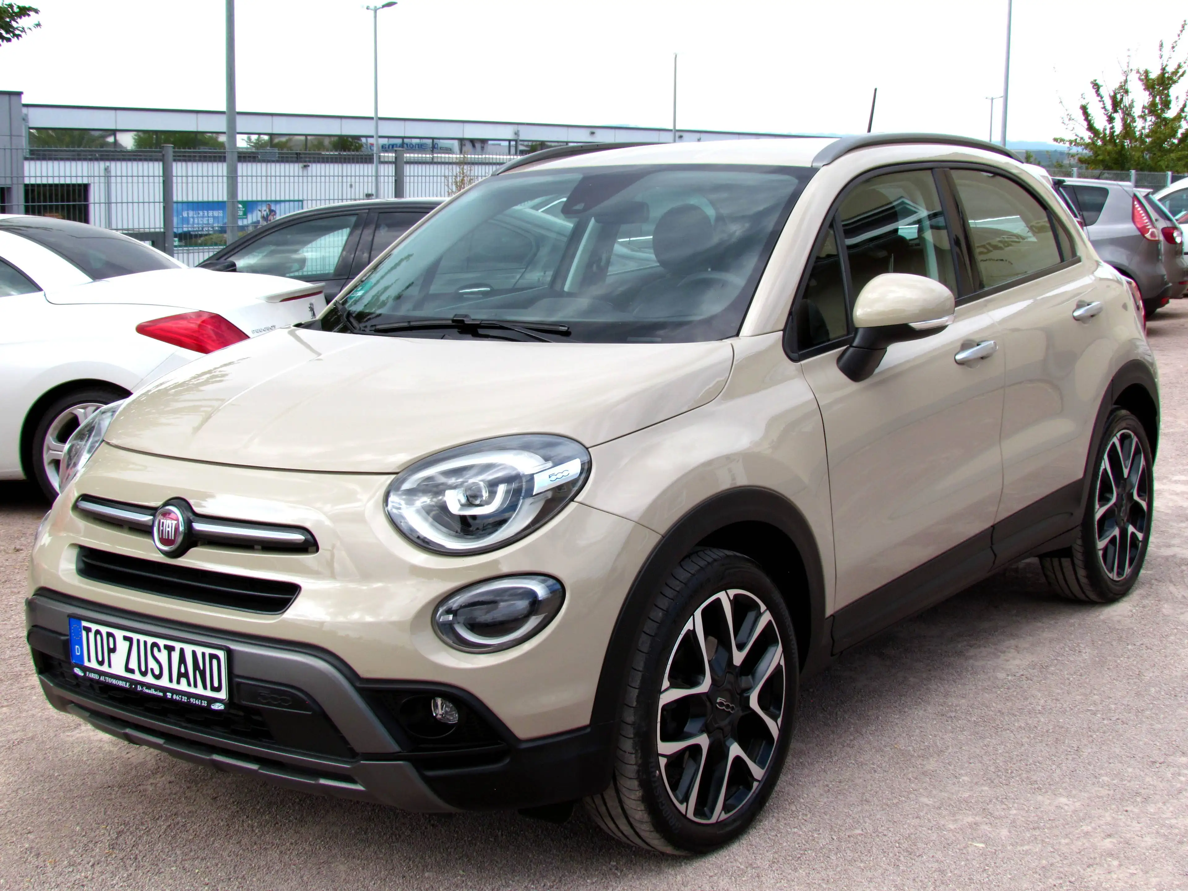 Fiat 500X 1,3 Cross*NAVI*LED*CAM*Teilleder*KLIMA* TOP