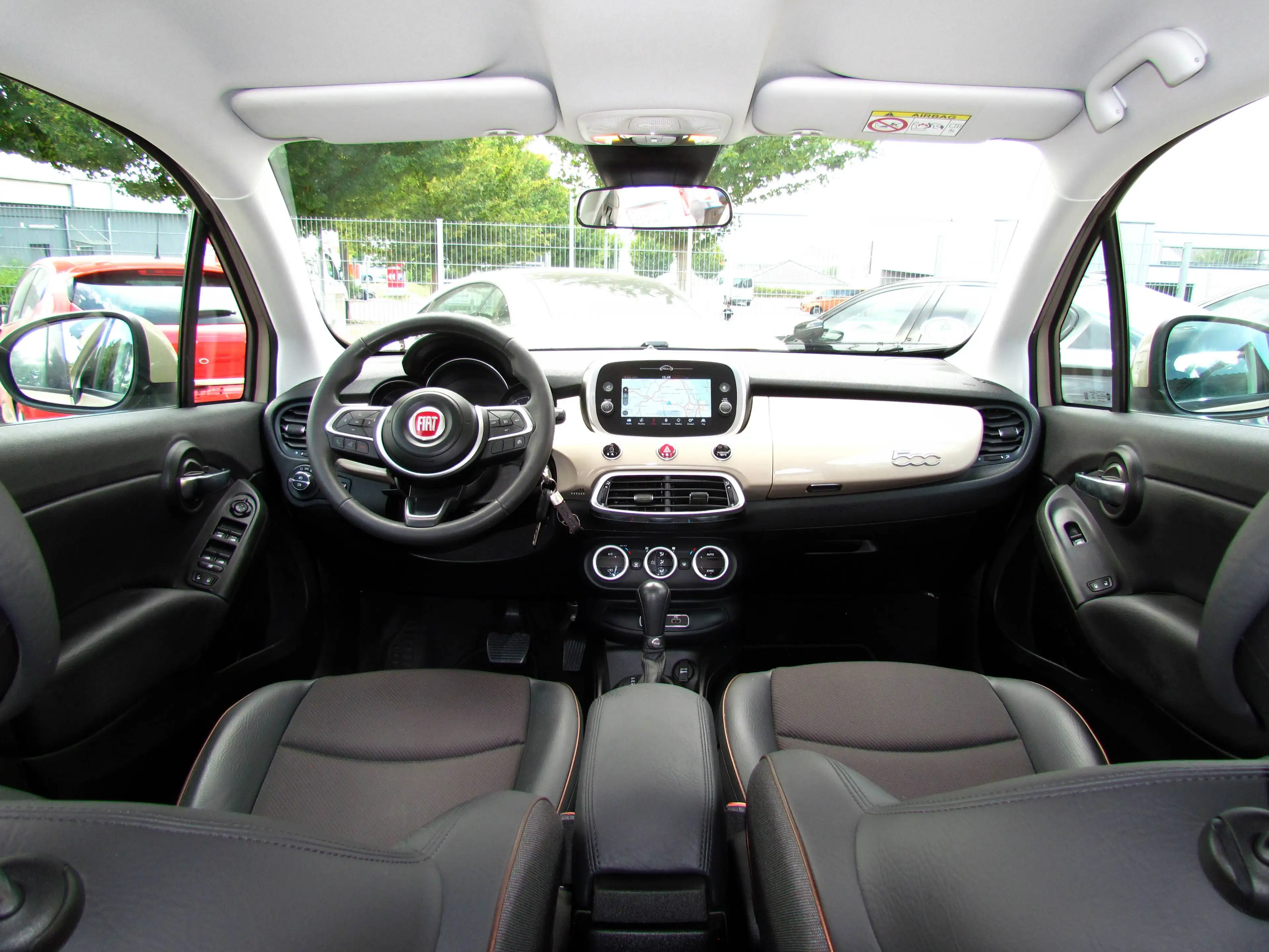 Fiat 500X 1,3 Cross*NAVI*LED*CAM*Teilleder*KLIMA* TOP — photo 11