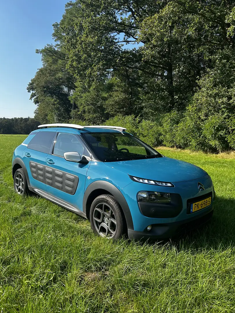 Citroen C4 Cactus 1.2 PureTech Feel Blauw - 1