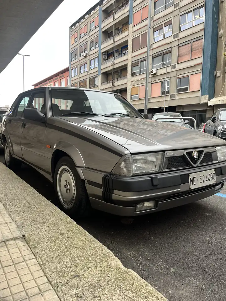 Alfa Romeo 75 1.8t America, foto 6