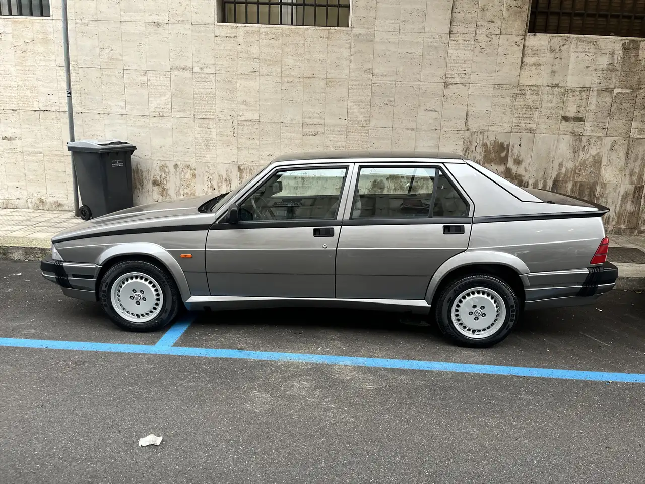 Alfa Romeo 75 1.8t America, foto 3