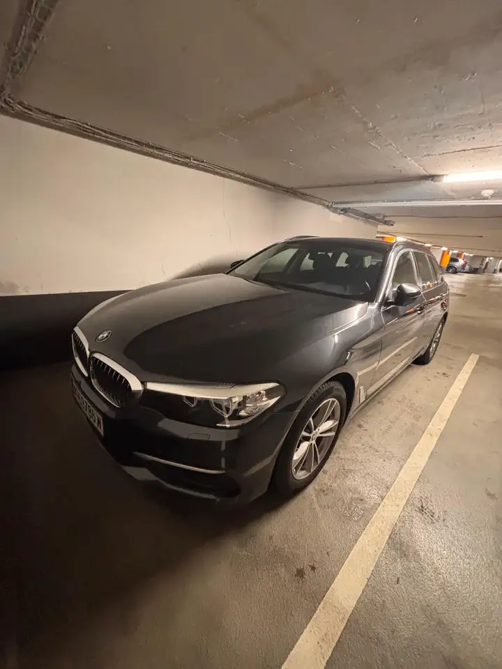 BMW 520 520d xDrive Aut. — photo 1 of 4