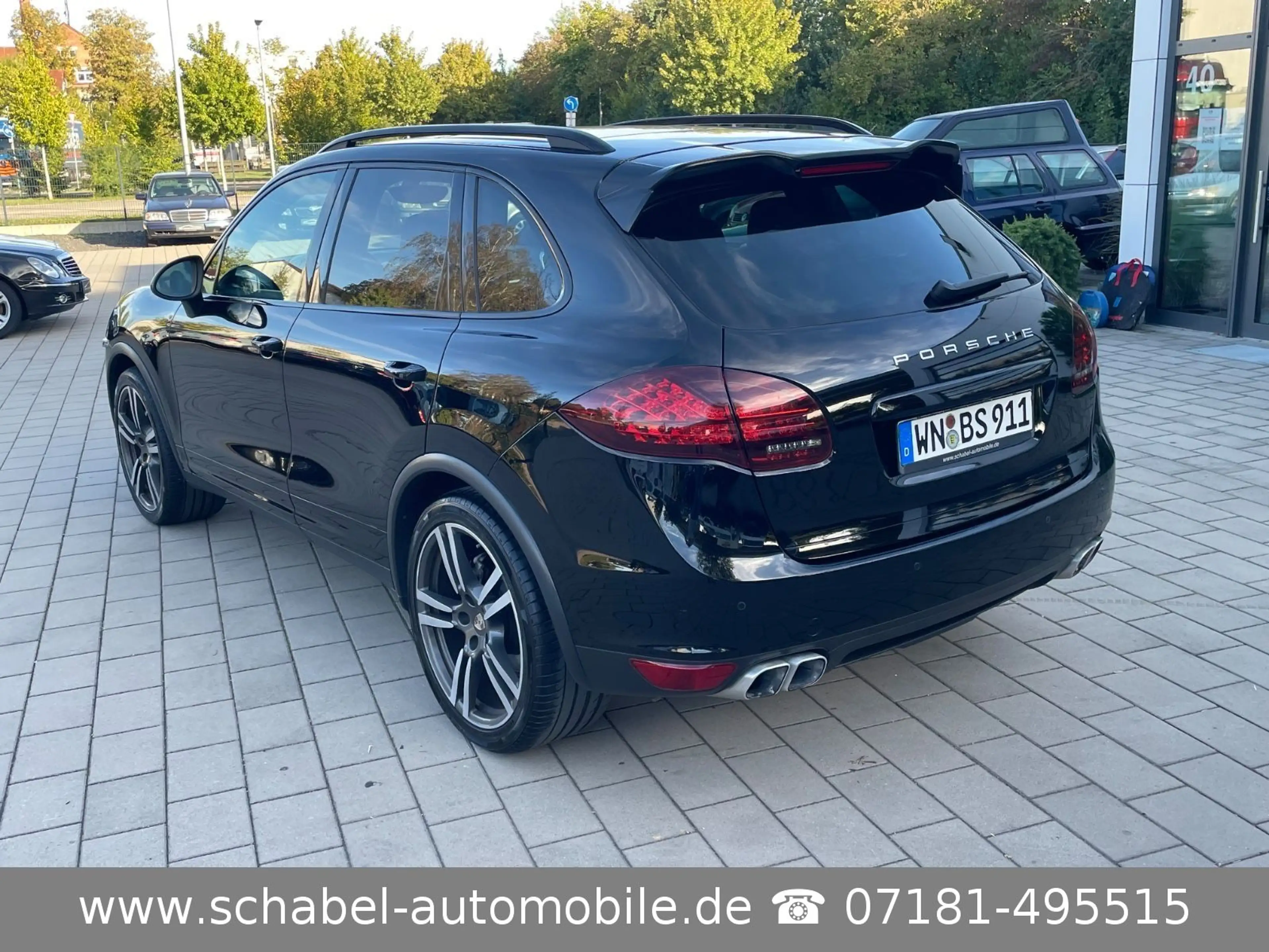 Porsche Cayenne S Diesel 4.2 V8 Panorama AHK Approved — photo 3