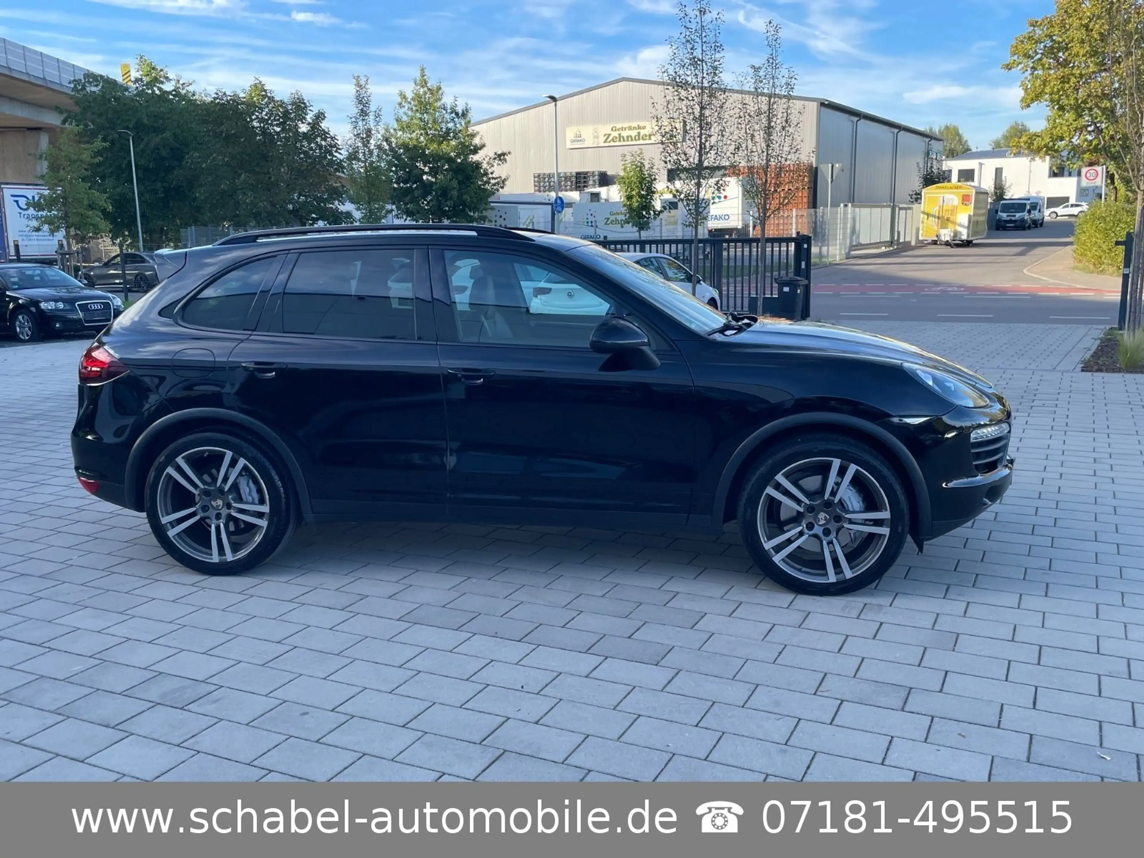 Porsche Cayenne S Diesel 4.2 V8 Panorama AHK Approved — photo 6