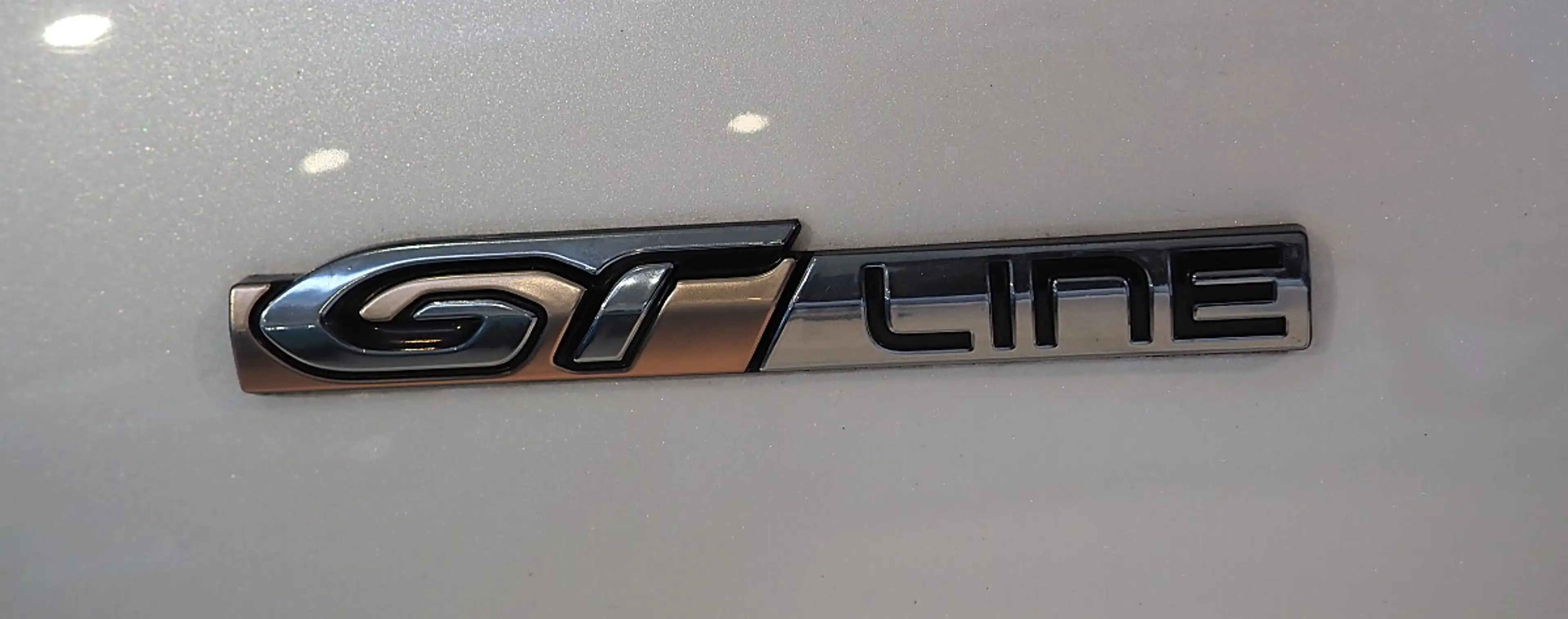 Peugeot 508 1,5 BlueHDi 130 EAT8 S&S GT Line Aut. -- Automa... — photo 5
