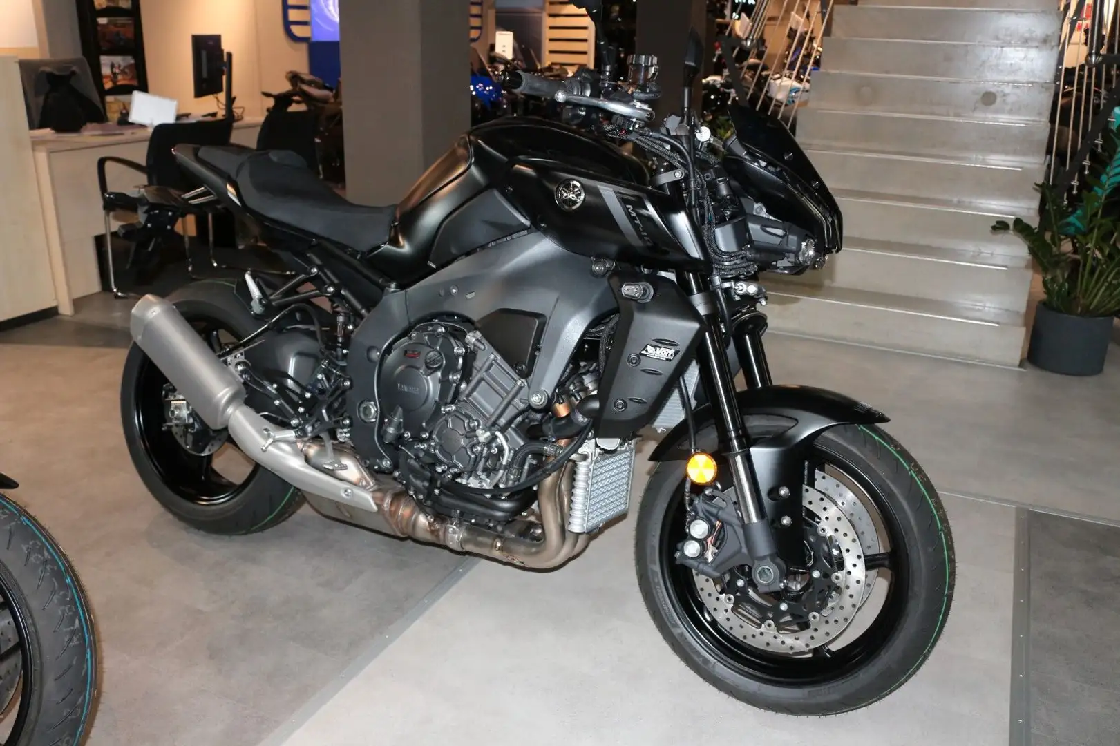 Yamaha MT-10 MY2022 Black - 1