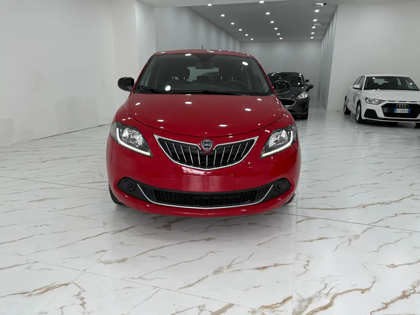 Lancia Ypsilon 1.0 firefly hybrid Silver s Rosso - 1