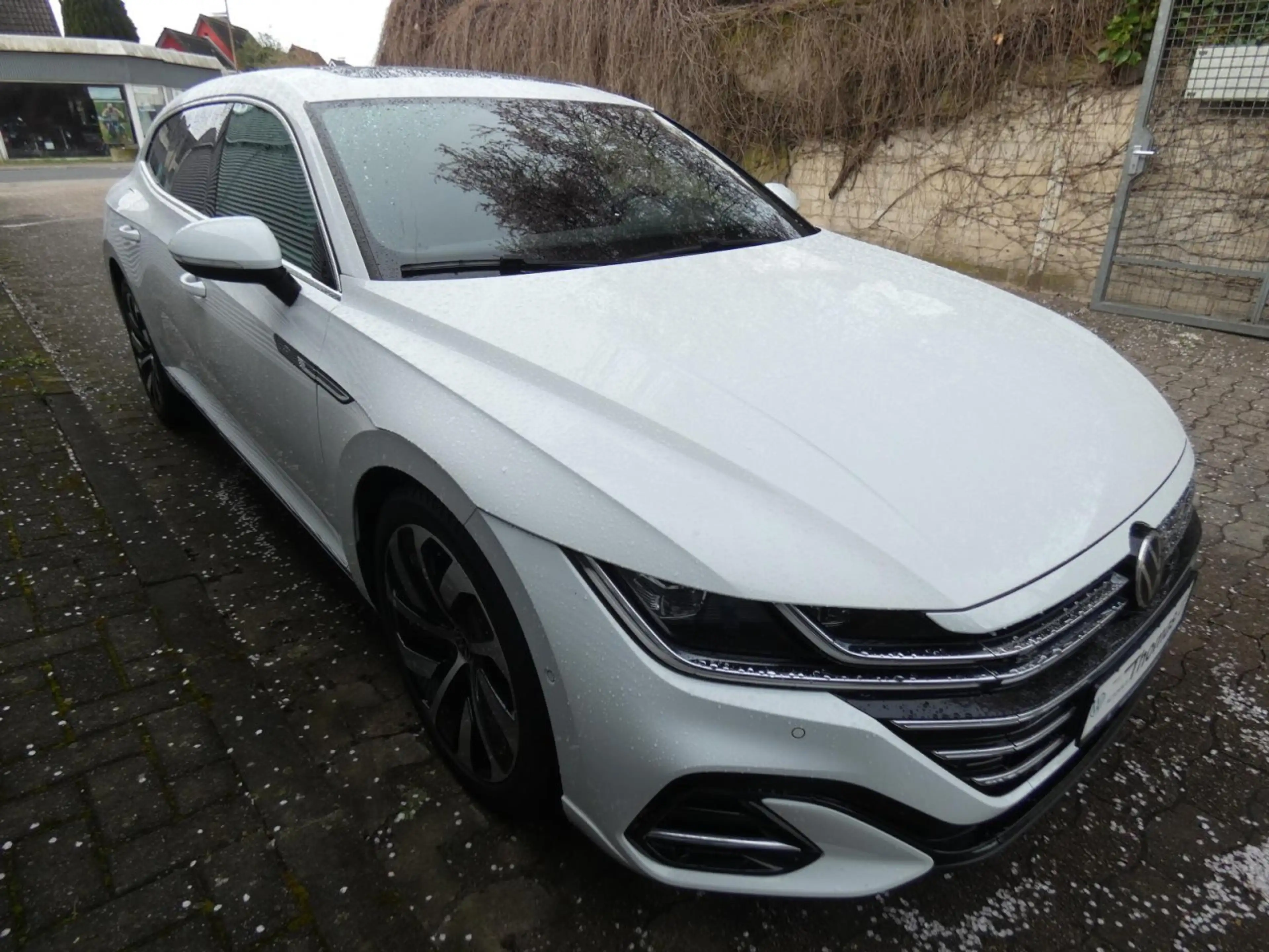 Volkswagen Arteon Shooting Brake R-Line Arteon Shootingbrake 2.0 TSI DSG R-Line LED Navi — photo 3