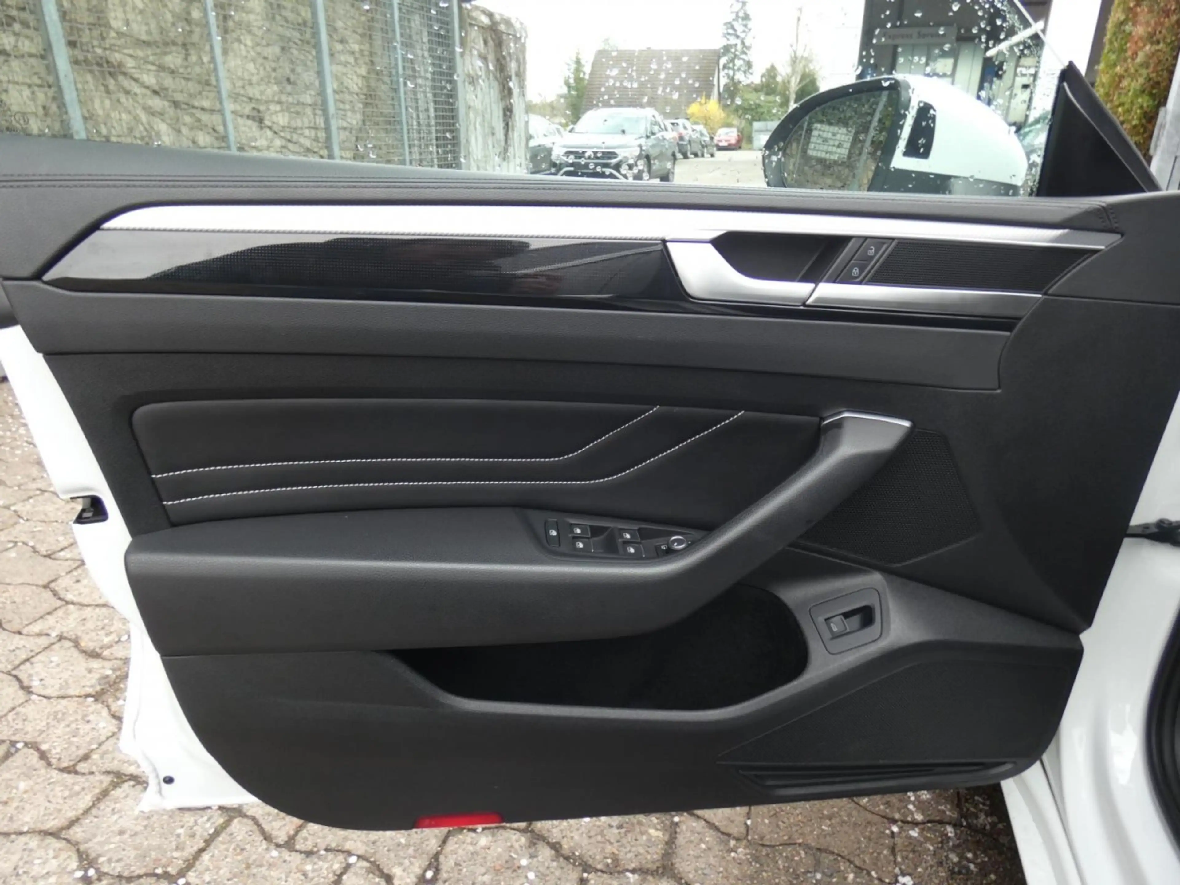 Volkswagen Arteon Shooting Brake R-Line Arteon Shootingbrake 2.0 TSI DSG R-Line LED Navi — photo 12