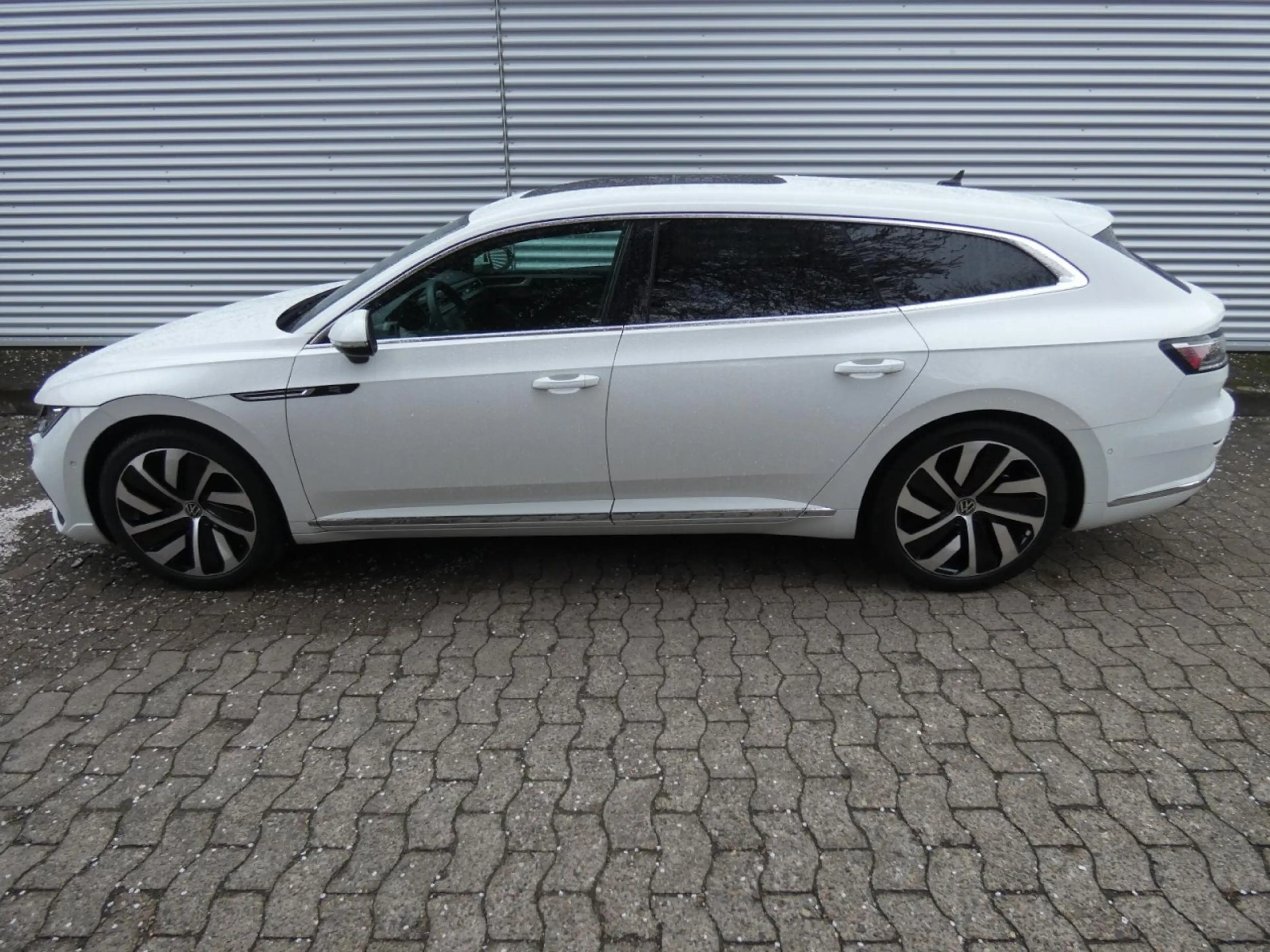 Volkswagen Arteon Shooting Brake R-Line Arteon Shootingbrake 2.0 TSI DSG R-Line LED Navi — photo 10