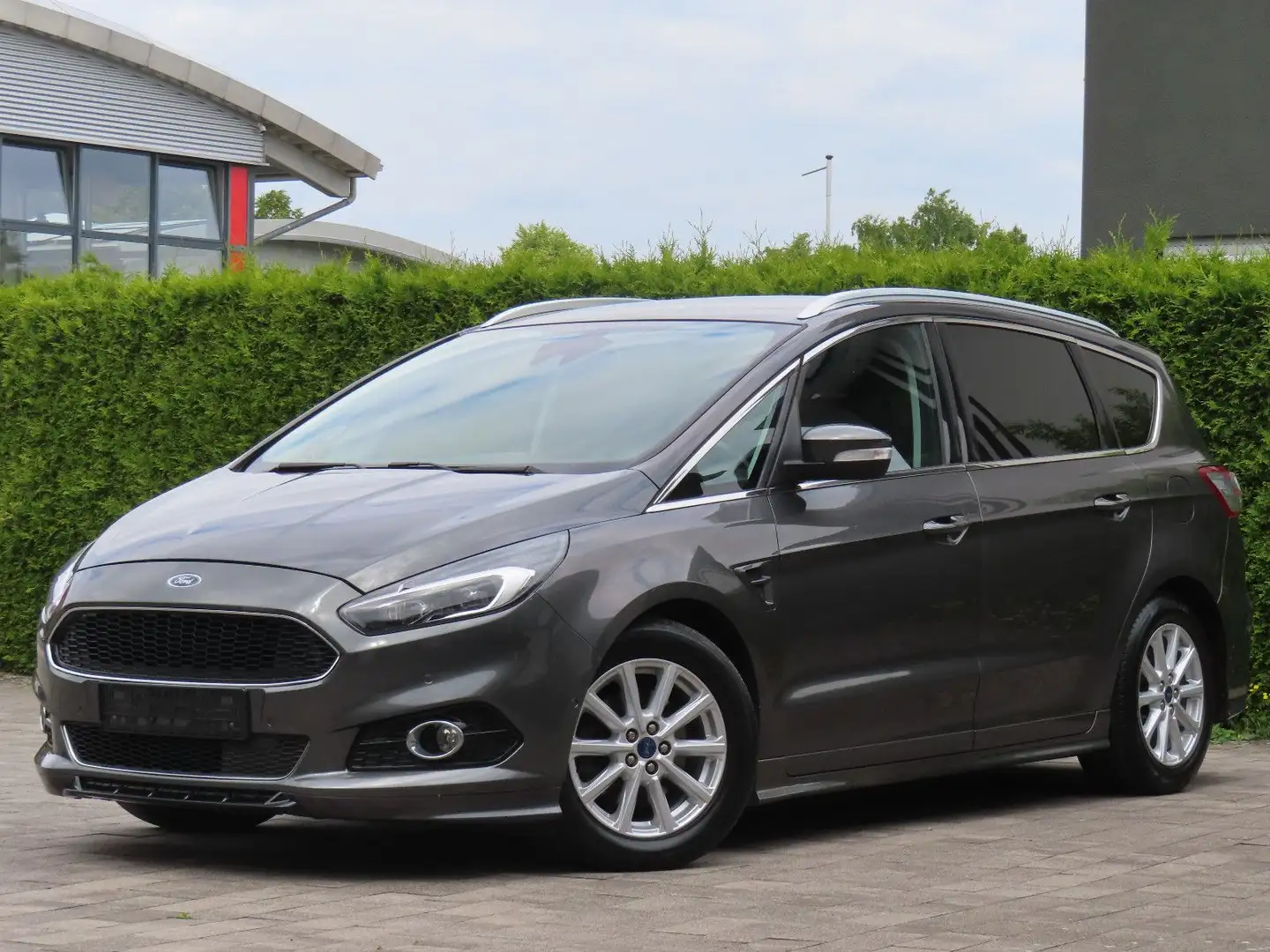 Ford S-Max 2.0 TDCi ST-Line (7 Sitze, Allradantrieb) Grau - 1