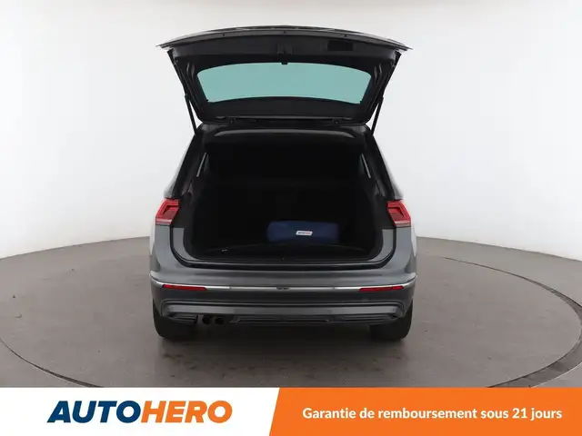 Volkswagen Tiguan view 16