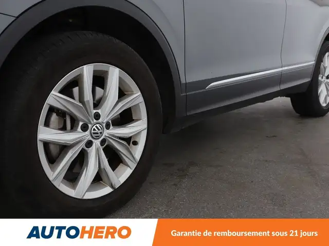 Volkswagen Tiguan view 29