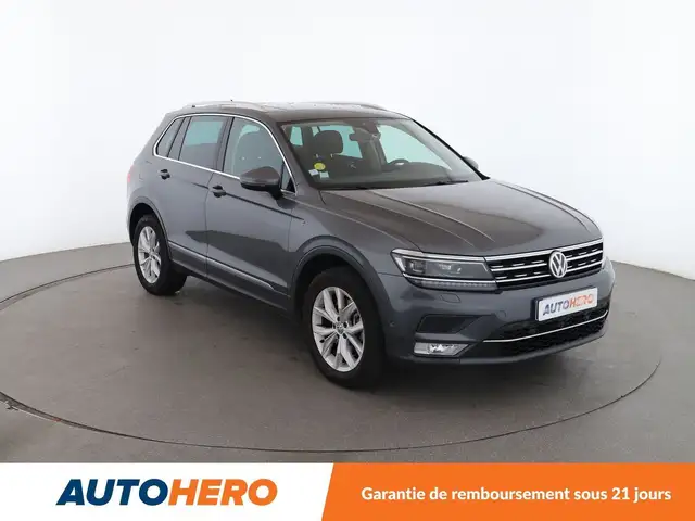 Volkswagen Tiguan view 8