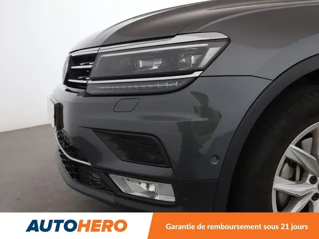 Volkswagen Tiguan view 28