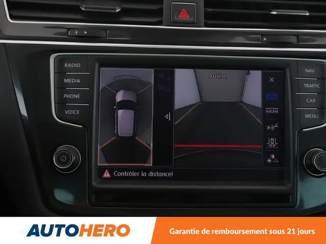 Volkswagen Tiguan view 23