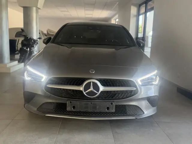 Mercedes-Benz CLA 200 CLA Shooting Brake 200 d Business 4matic auto