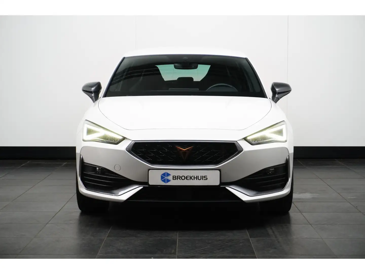 CUPRA Leon 1.4 204PK DSG-6 Performance Black Pack | 19 INCH | Blanc - 2