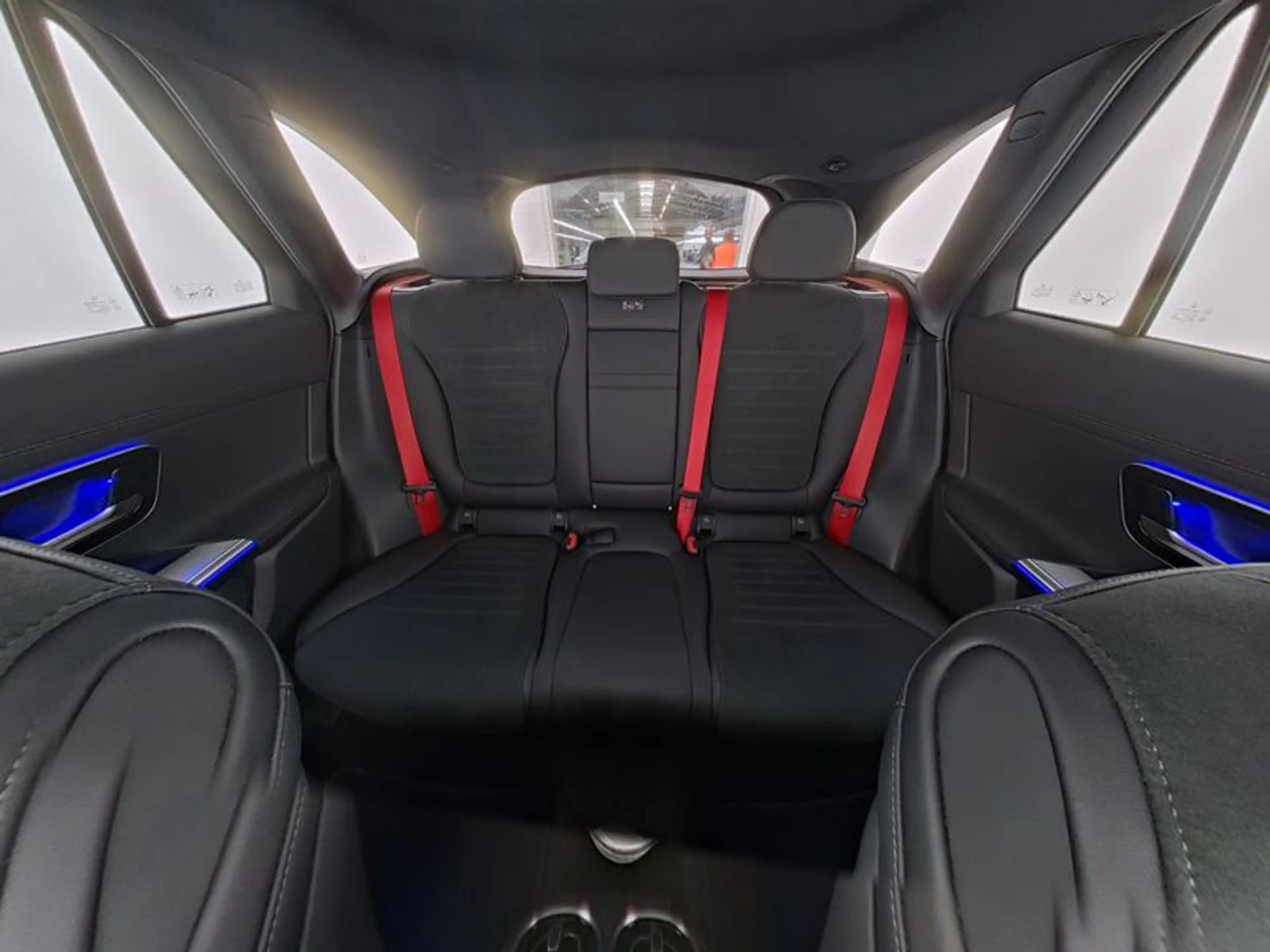 Mercedes-Benz GLC 300 e 4MATIC AMG Plug-In Hybride AMG Line | Night Pakk — photo 7