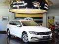 Volkswagen Passat Variant 2.0TDI DSG Komfort LED Navi AHK Weiß - thumbnail 1