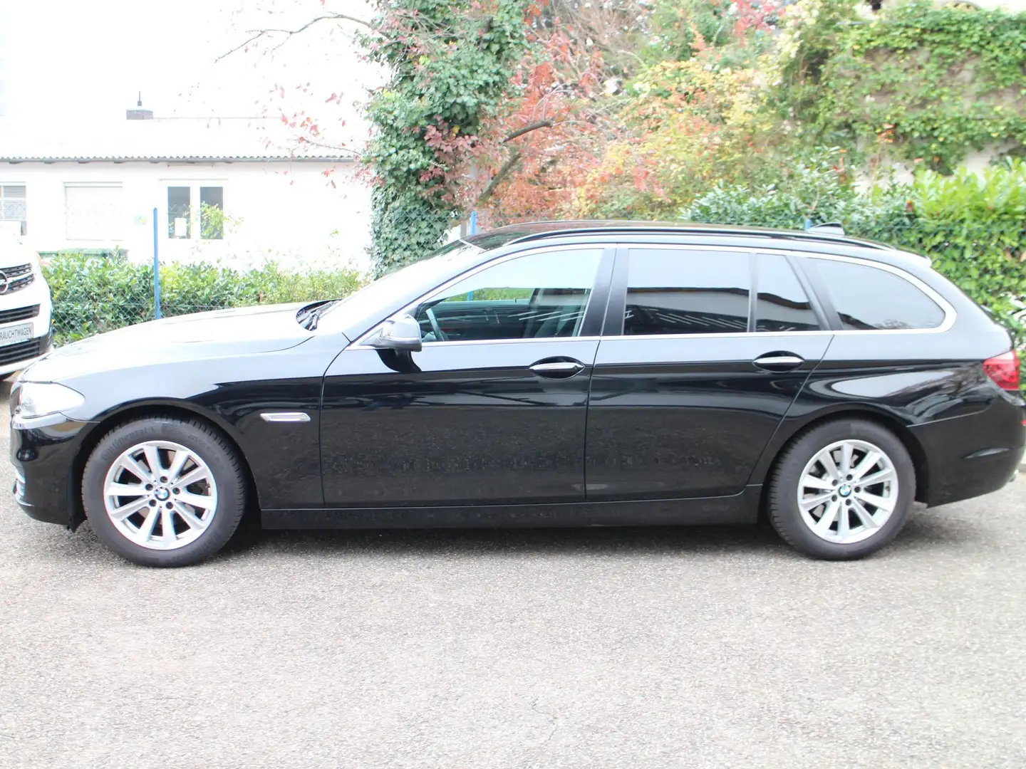 BMW 520 520d Autom Tour/Navi/Xen/PDC/SHZ/Tempo/Blueth/Alu Noir - 2