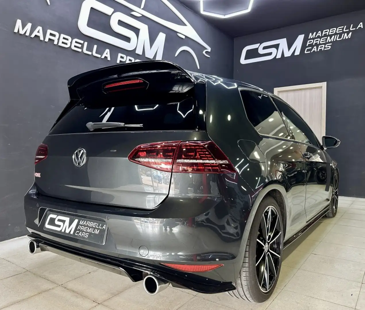 Volkswagen Golf GTI 2.0 TSI ClubSport DSG 265 Gris - 2