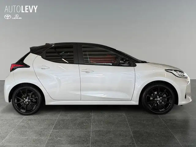 Toyota Yaris view 7